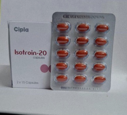 isotroin isotretinoin